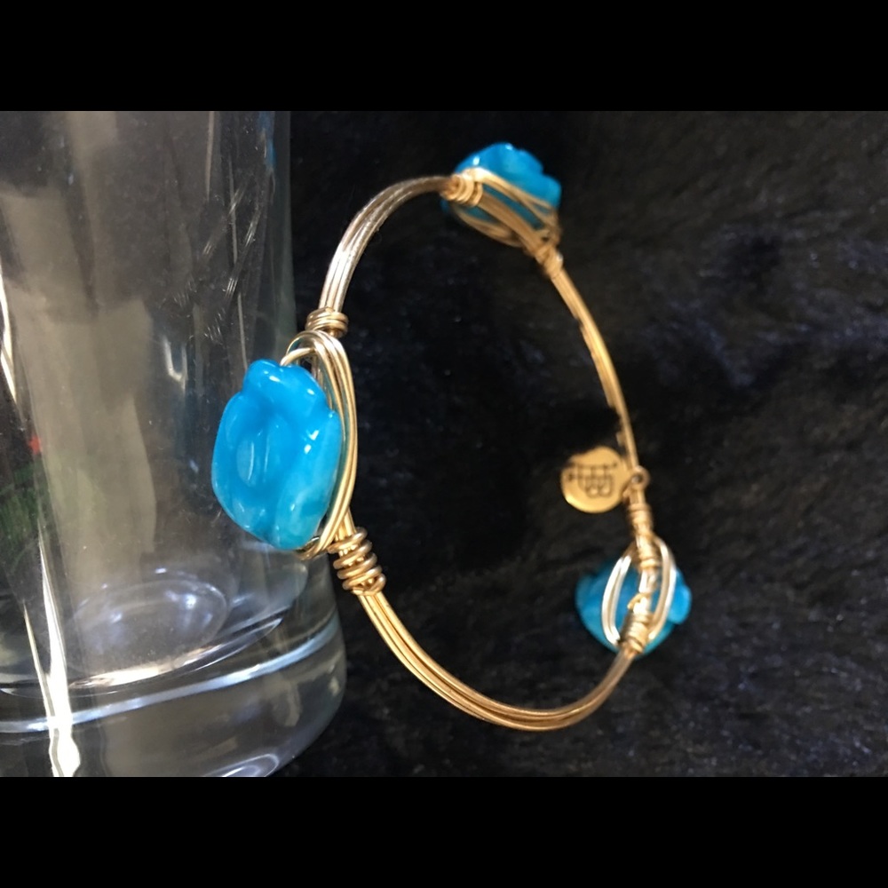 Bourbon & bow ties bangle bracelet